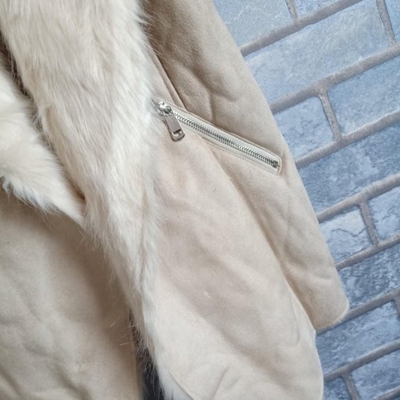 Faux fur vest - Picture 4 of 5